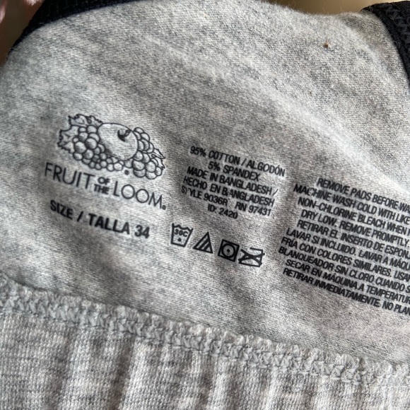 34 fruit of the loom grey and black sports bra - Picture 12 of 12